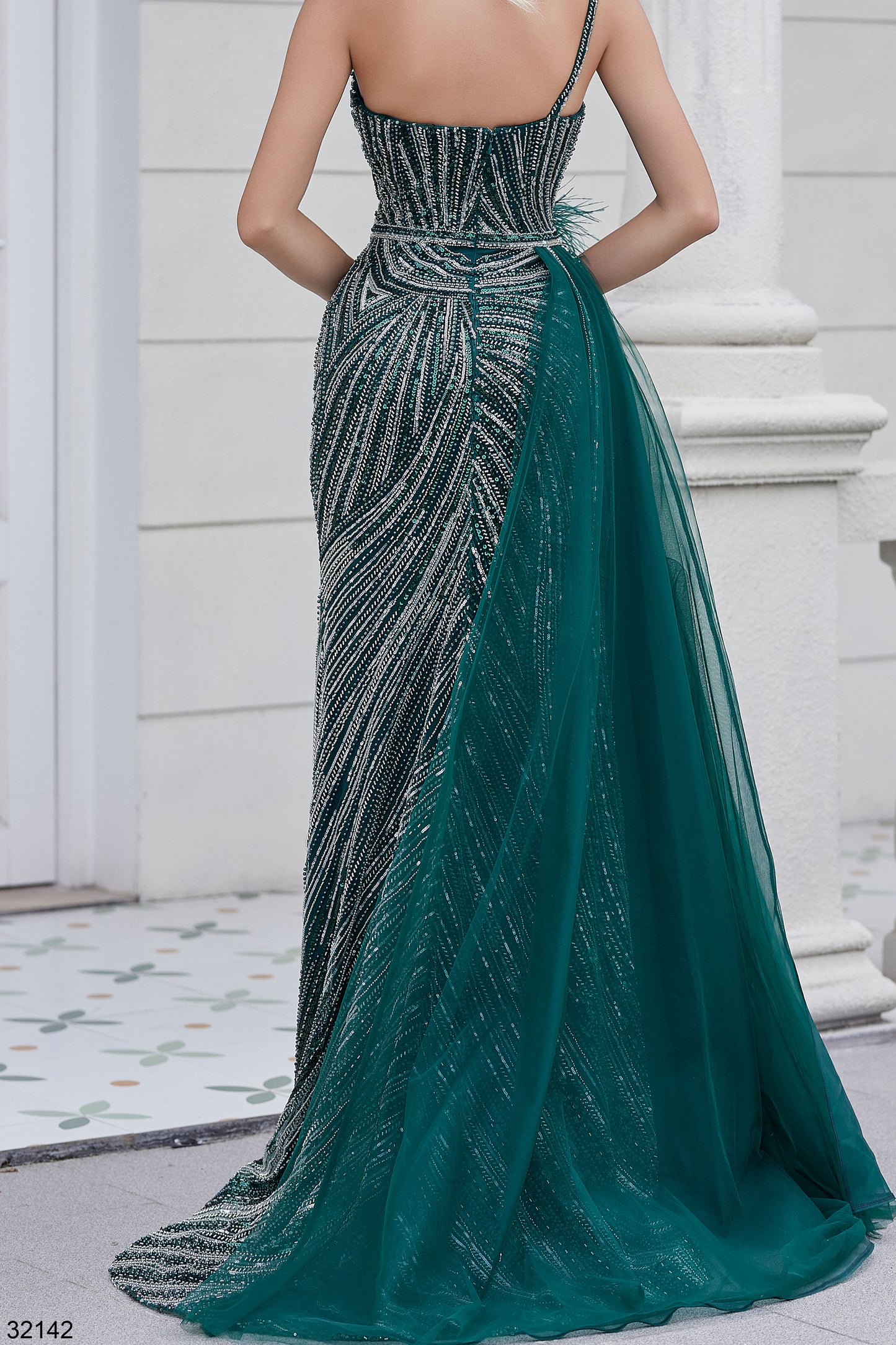 Della Couture 32142