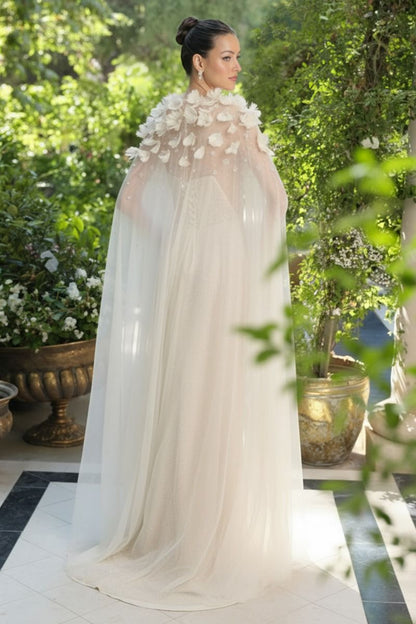 Andrea and Leo A1494 Cape AA001