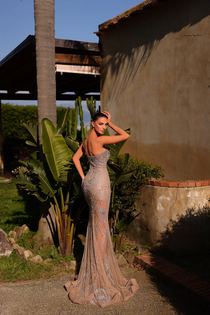 Chic and Holland AZ44