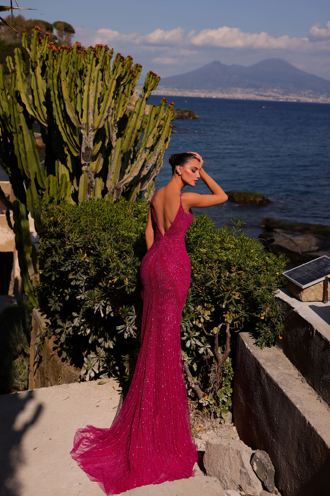 Chic and Holland AR330484