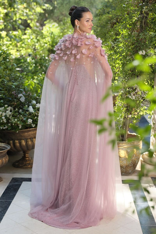 Andrea and Leo A1494 Cape AA001