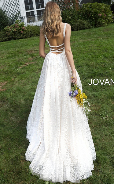 Ivory Nude Plunging Neckline Sleeveless Wedding Ballgown JB61340 - Elbisny