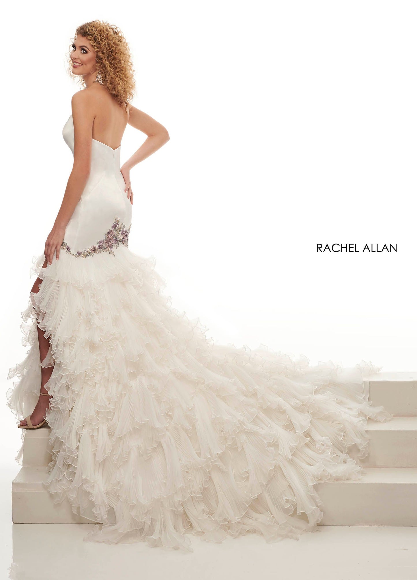 Rachel Allan 50036 - ElbisNY